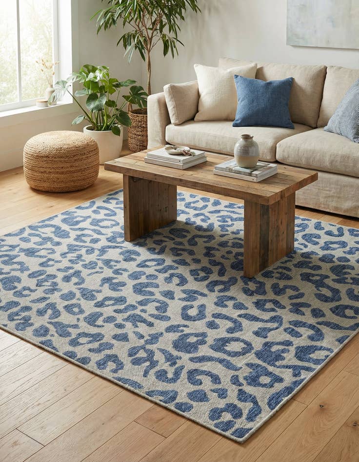 Detail image of 5' 3 x 5' 3  Washable Safari Indoor / Outdoor Square Rug