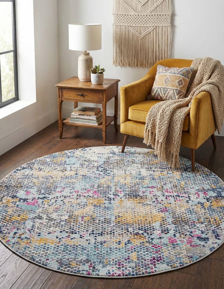 Detail image of 5' 2 x 5' 2 Malibu Round Rug