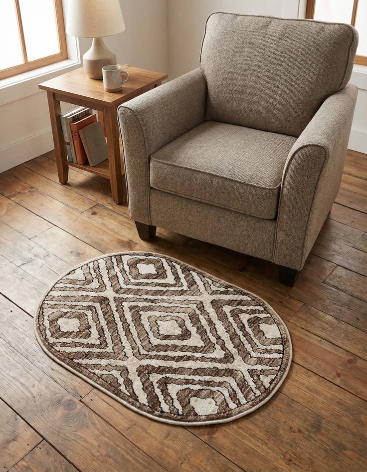 Detail image of 2' x 3' Hermitage Oval Rug