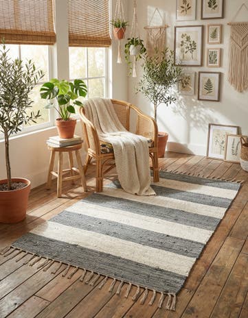 Gray Hand Woven Chindi Rag Rug