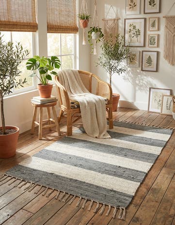 Gray Hand Woven Chindi Rag Rug