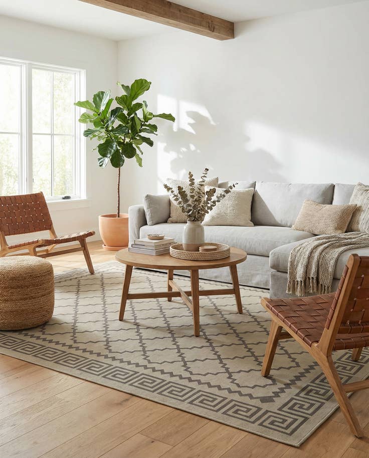 Detail image of 8' x 11' 4 Easy-Clean Trellis Indoor / Outdoor Rug