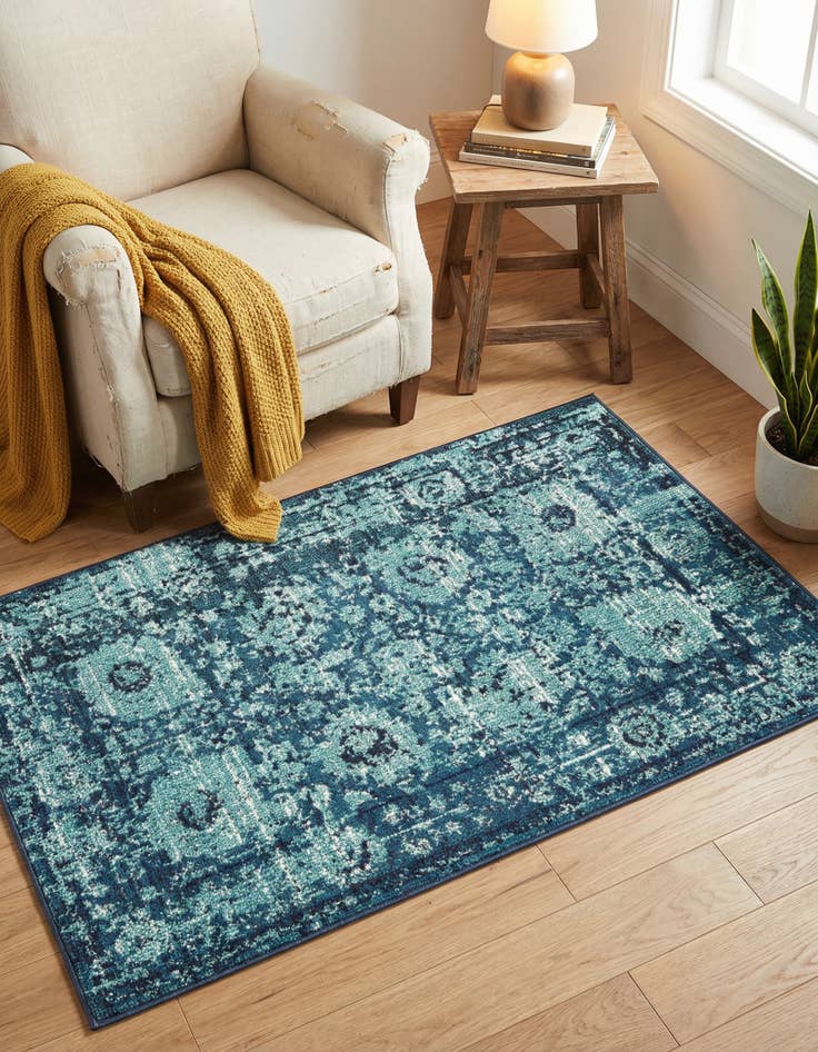 Detail image of 3' 3 x 5' 3 Washable Fleur Rug