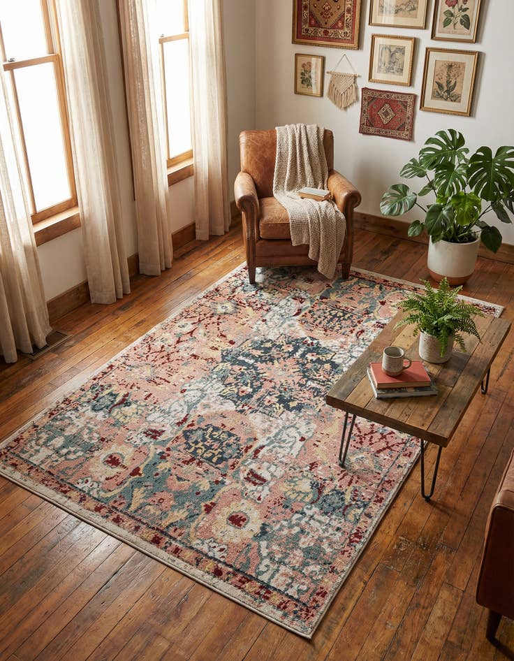 Detail image of 4' x 6' Charleston Rug