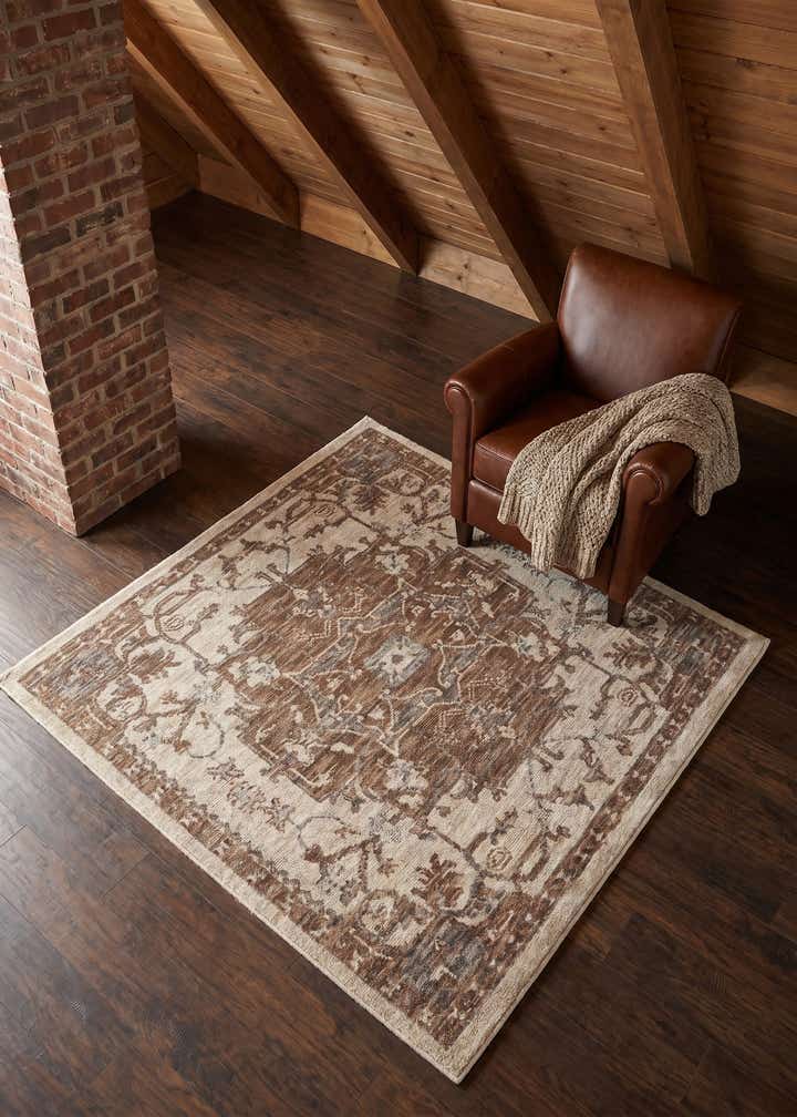 5' x 5' Grand Tradition Rug