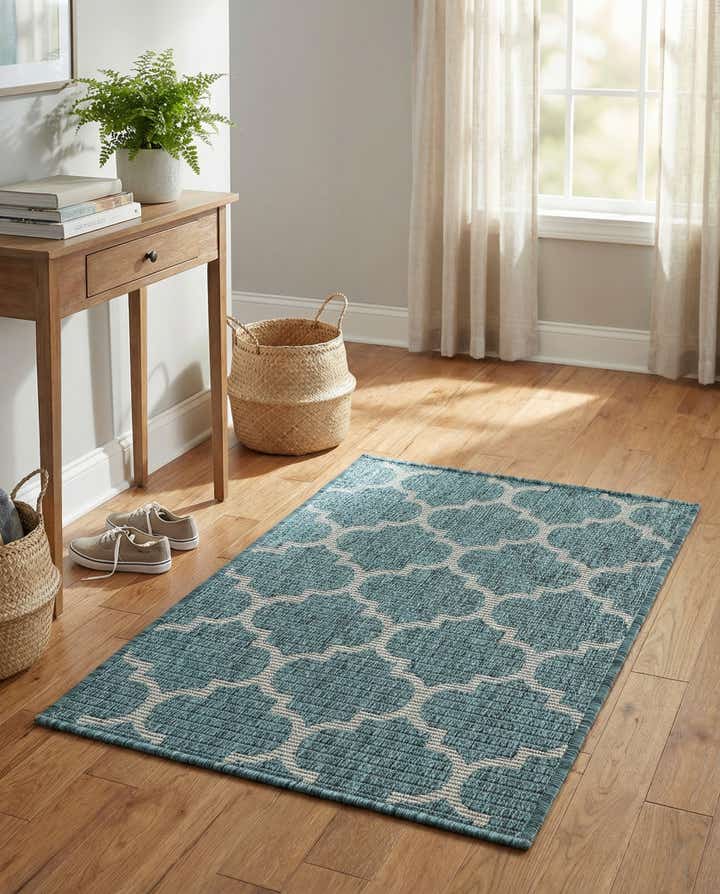 2' x 3' Easy-Clean Lattice Indoor / Outdoor Rug