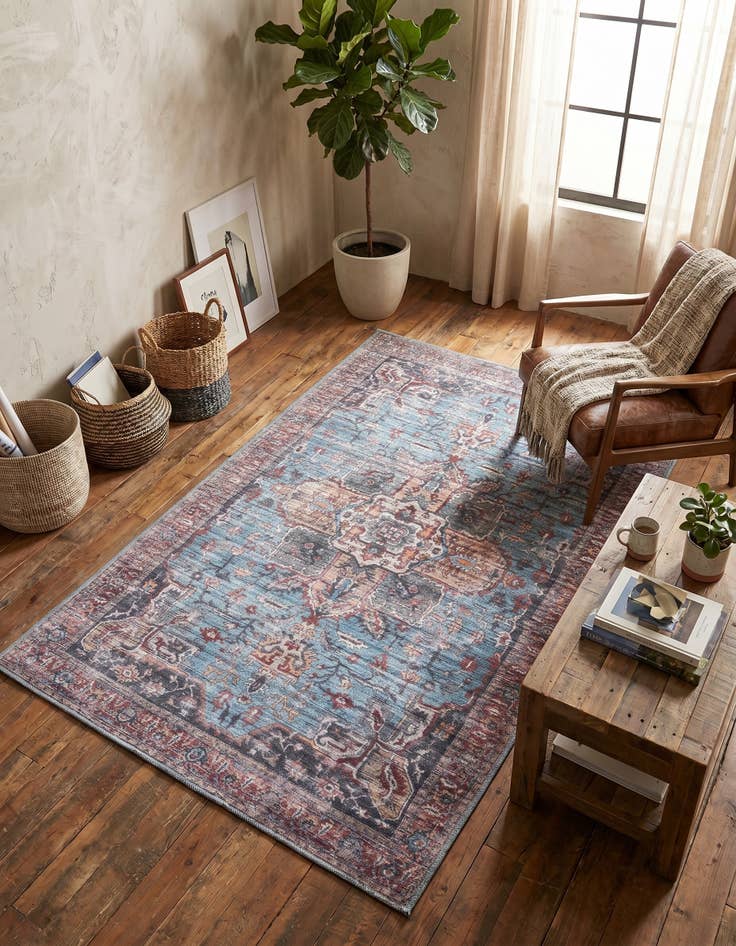 Detail image of 4' x 6' Washable Maahru Rug
