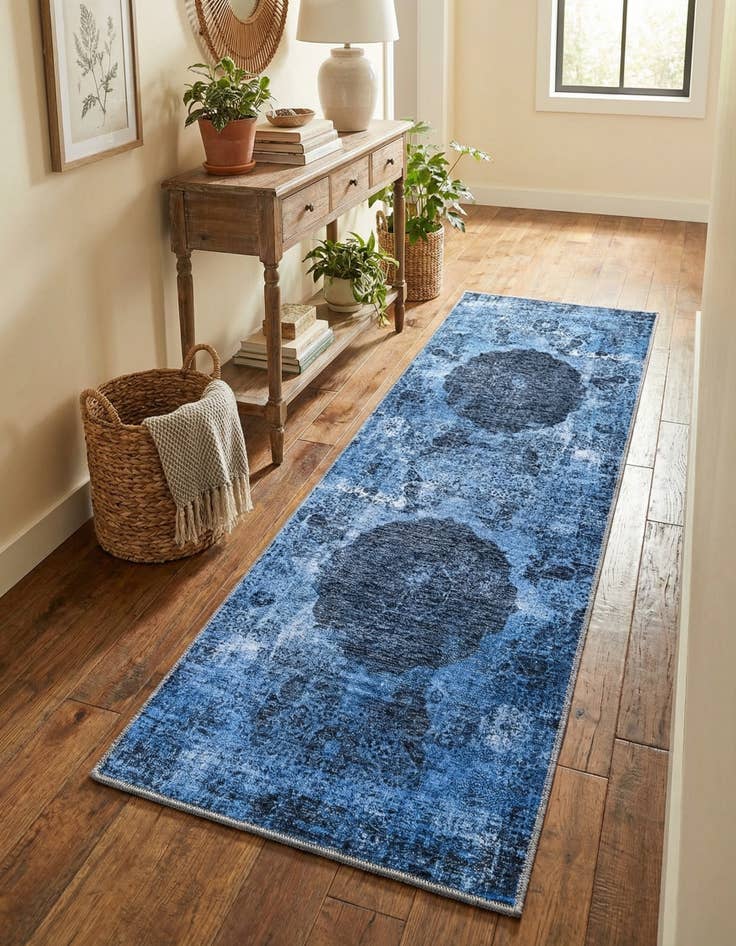 Detail image of 2' x 5'  Washable Yara Runner Rug