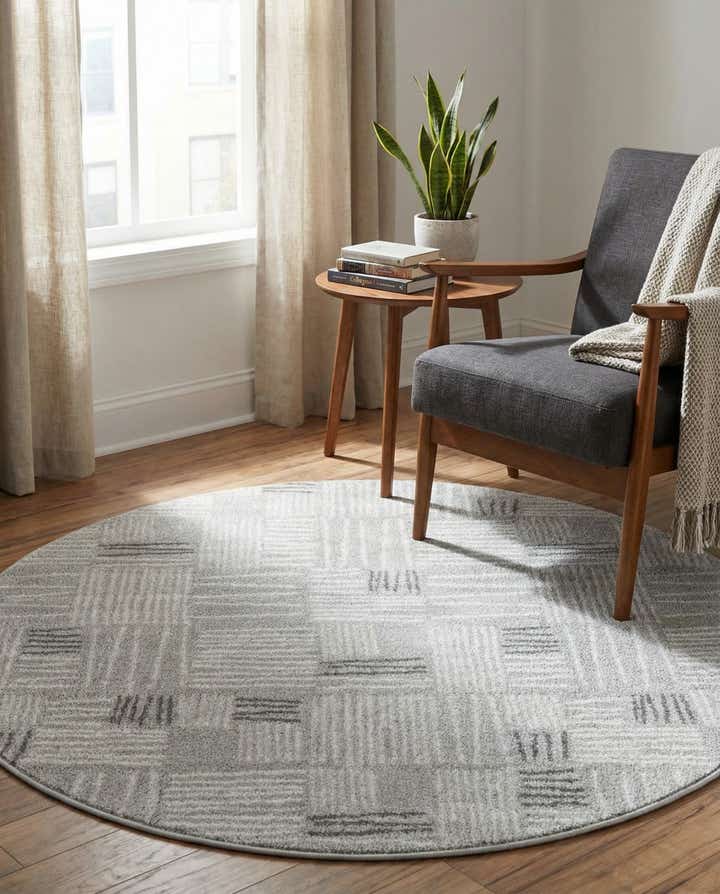 5' 3 x 5' 3 Hanahan Round Rug