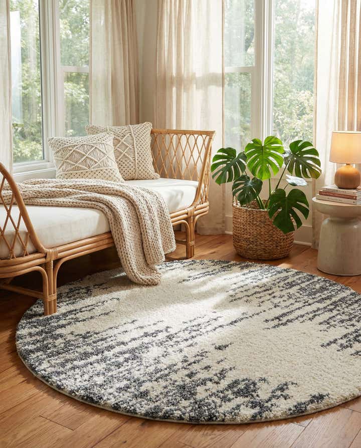 5' 3 x 5' 3 Serenity Shag Round Rug