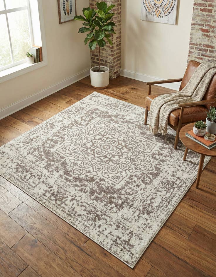 Detail image of 5' 3 x 5' 3 Arlington Square Rug