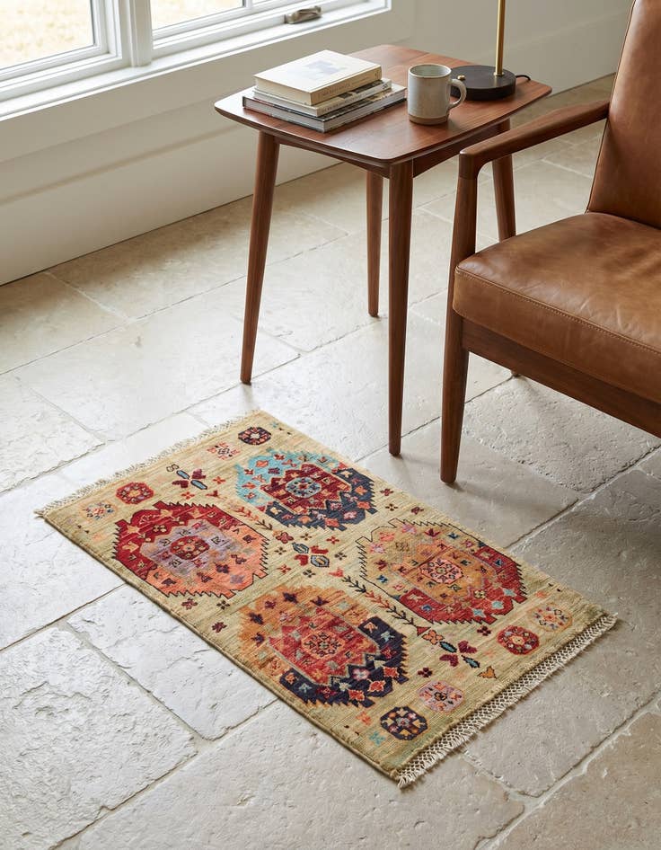 Detail image of 2' x 3' 2 Hand Knotted Ariana Ziegler Rug