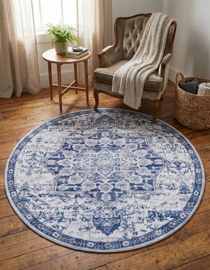 Detail image of 4' x 4'  Washable Renaissance Round Rug