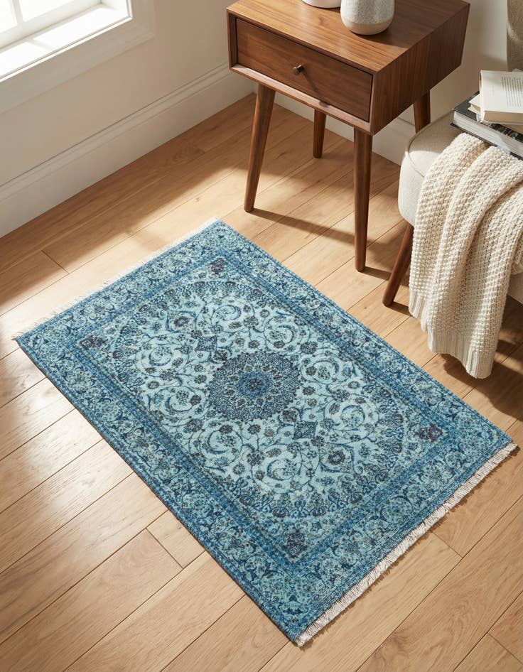 Detail image of 2' x 3' 1 Boutique Rug