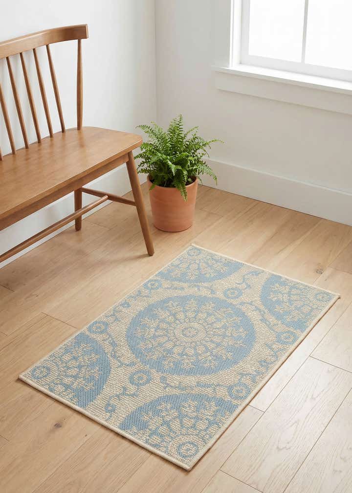 2' 2 x 3' Easy-Clean Botanical Indoor / Outdoor Rug