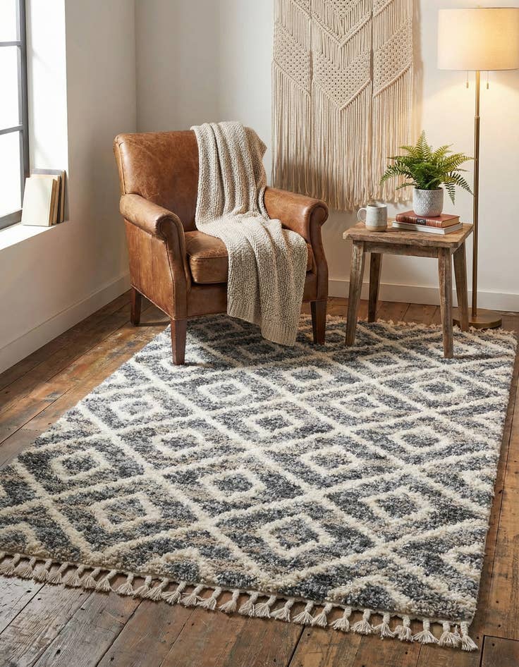 Detail image of 5' x 8' Athena Shag Rug