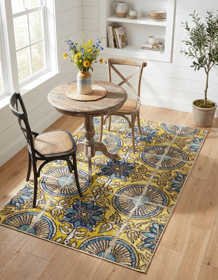 Detail image of 3' 3 x 5' 3 Washable Casablanca Rug