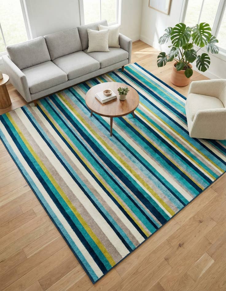 Detail image of 7' 10 x 7' 10 Azalea Square Rug