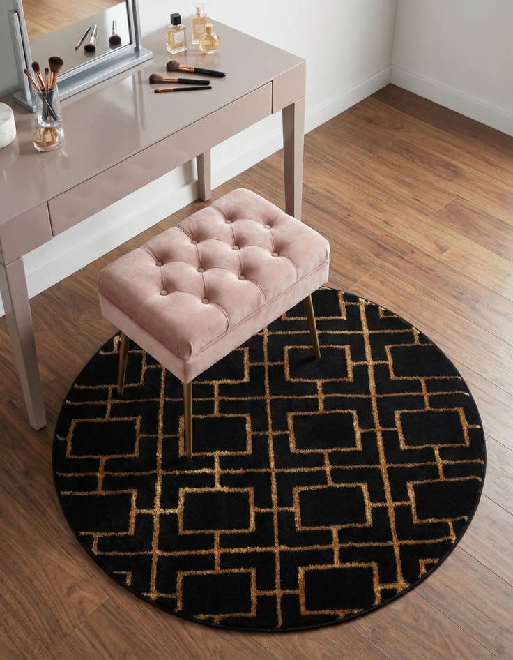 Detail image of 3' x 3' Marilyn Monroe&trade; Glam Deco Round Rug