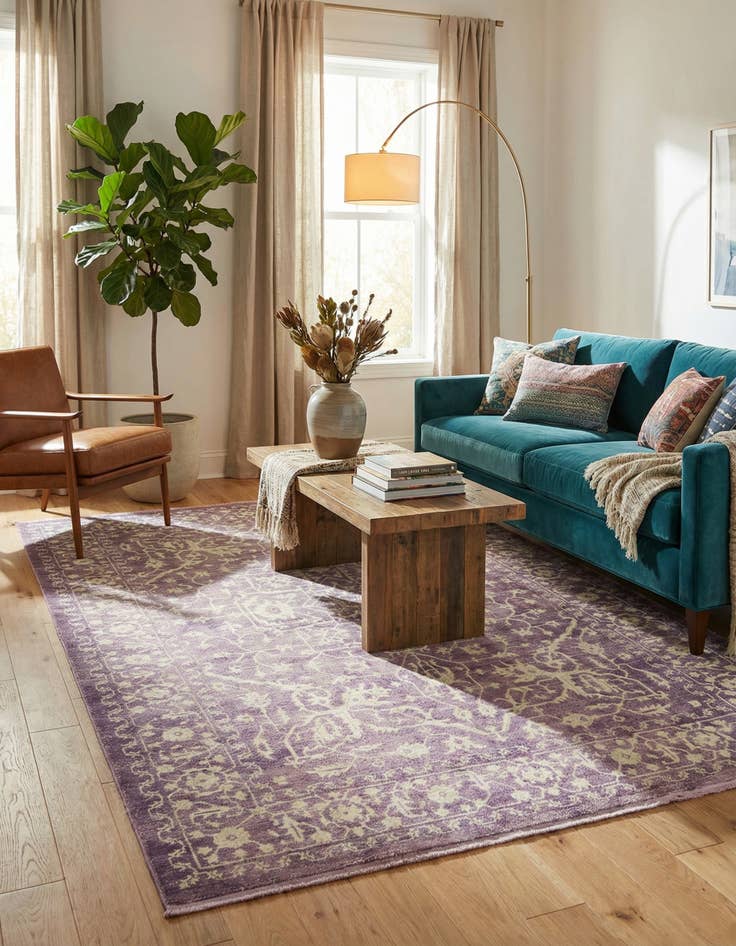 Detail image of 7' x 10' New Vintage Rug