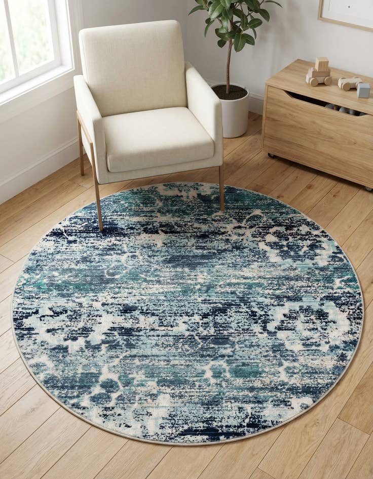 Detail image of 3' 7 x 3' 7 Budapest Round Rug