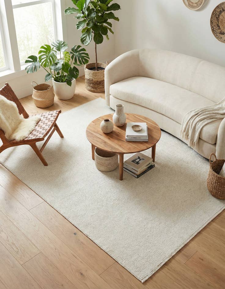 Detail image of 7' 10 x 10' Aakaar Rug