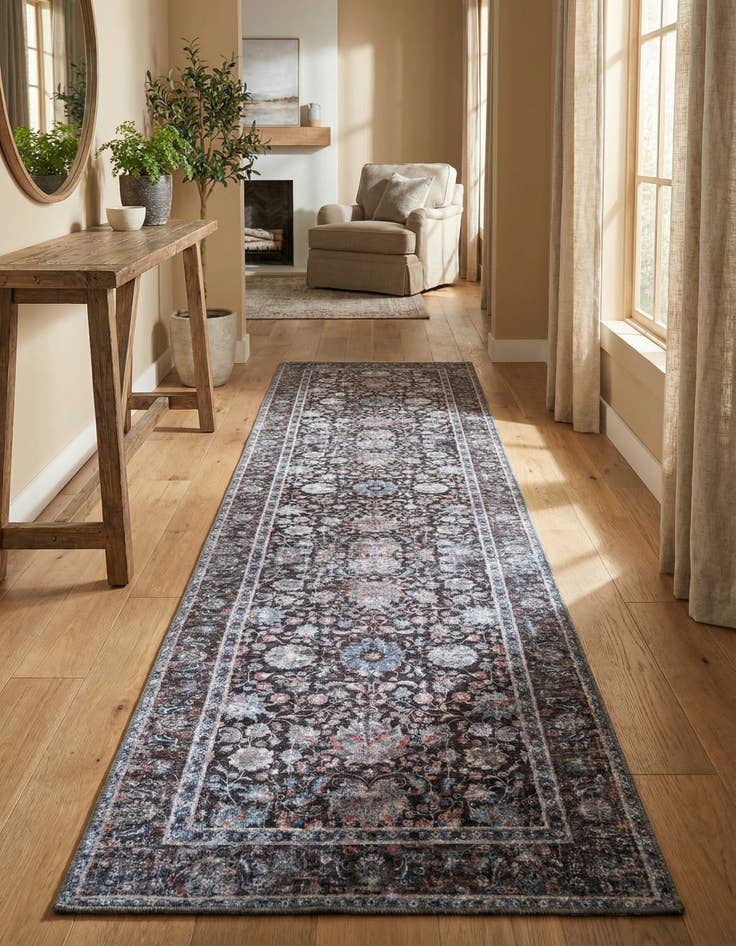 Detail image of 2' 7 x 10' Yara Runner Rug