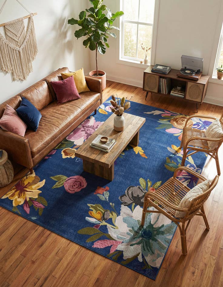 Detail image of 10' x 14' Blossom Rug