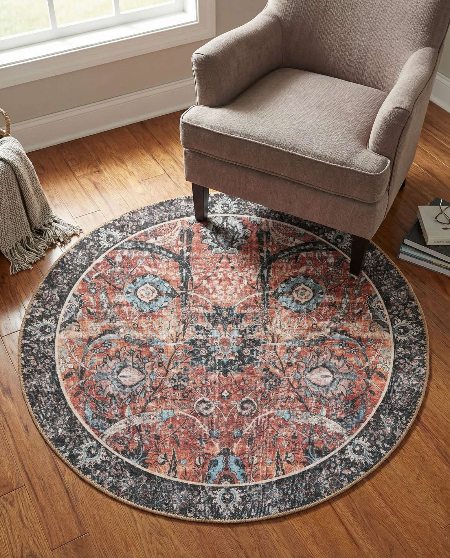 3' 6 x 3' 6 Washable Timeless Round Rug