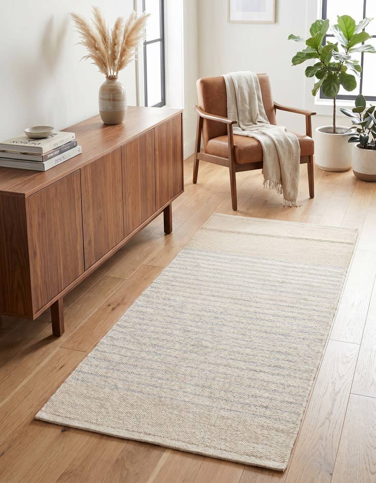 Detail image of 2' 7 x 5' 1 Hand Knotted Kilim Wool Rug