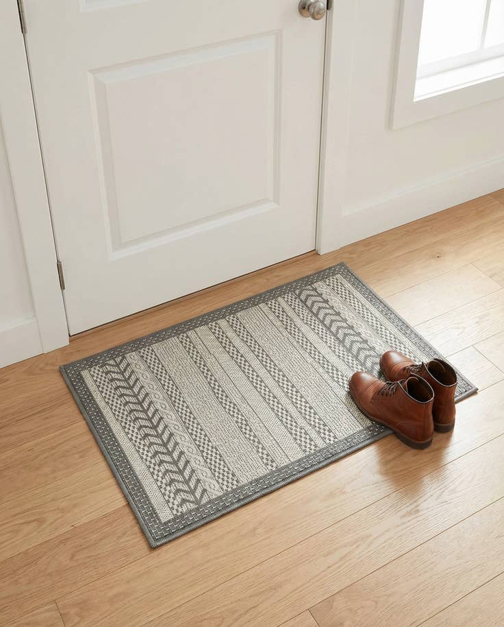 Detail image of 2' 2 x 3' Easy-Clean Border Indoor / Outdoor Rug