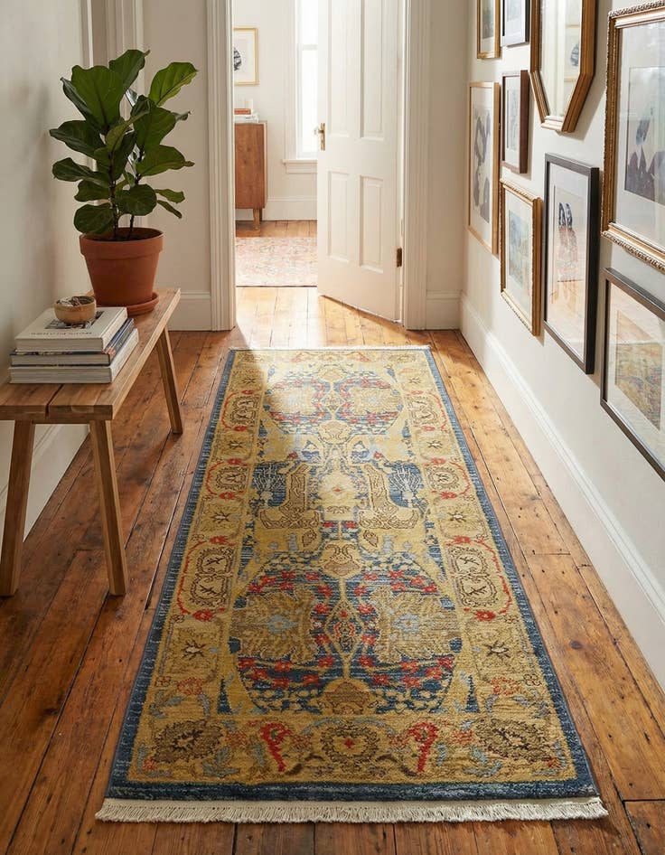 Detail image of 2' 7 x 7' Sara Runner Rug