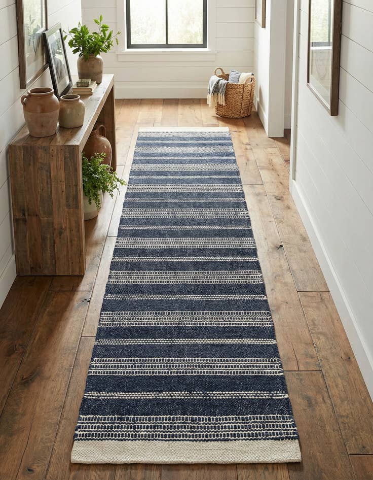 Detail image of 2' 7 x 12' Hand Woven Lariat Runner Rug