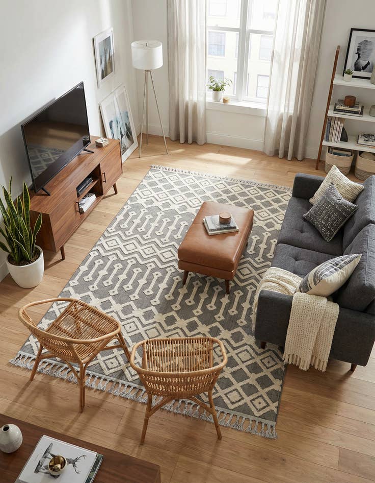 Detail image of 6' x 9' Arlo Rug