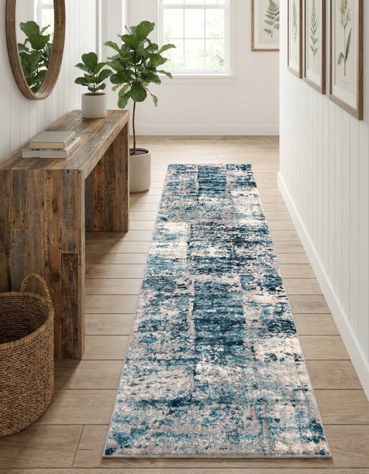 Detail image of 2' x 8' Finsbury Runner Rug