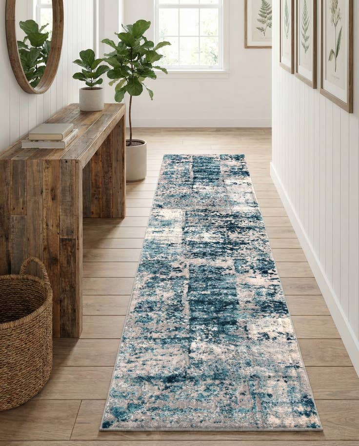 Detail image of 2' x 8' Finsbury Runner Rug