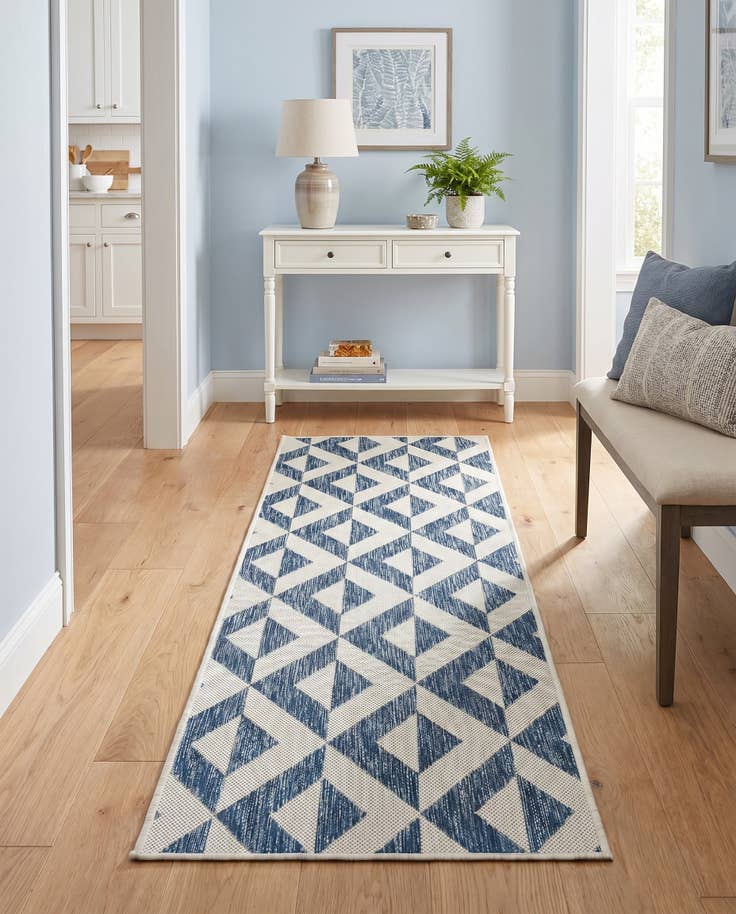 Detail image of 2' x 6' Easy-Clean Jill Zarin Napa Indoor / Outdoor Runner Rug