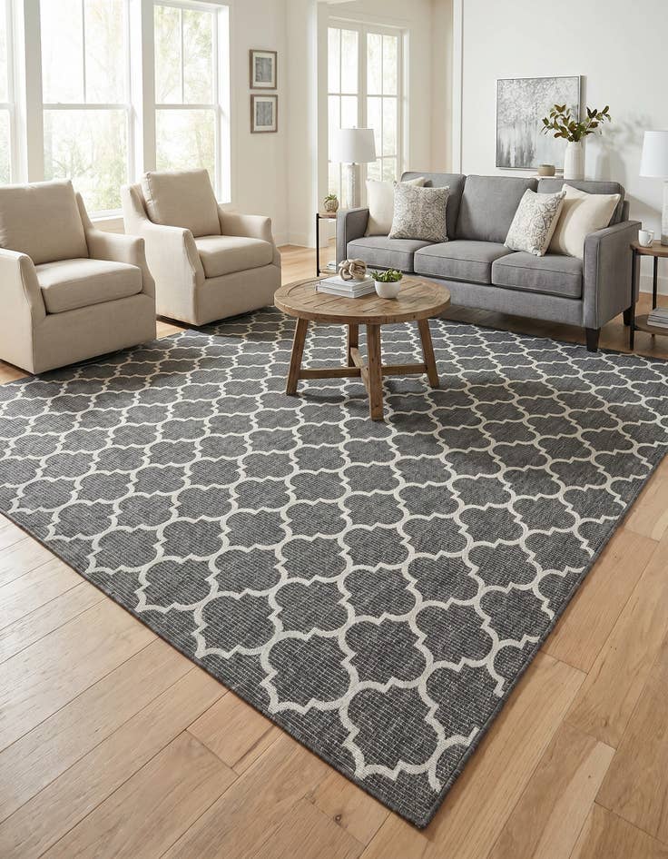 Detail image of 13' x 13' Easy-Clean Trellis Indoor / Outdoor Square Rug