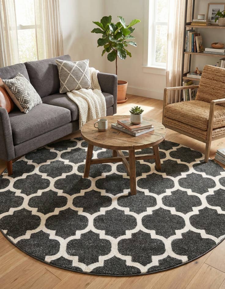 Detail image of 6' x 6' Lattice Round Rug