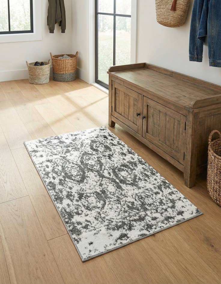 Detail image of 2' x 3' Veneto Rug