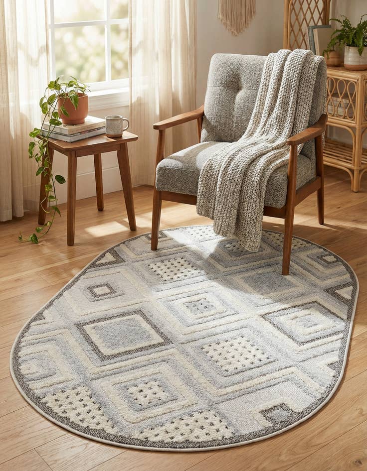 Detail image of 4' x 6' Arlo Oval Rug