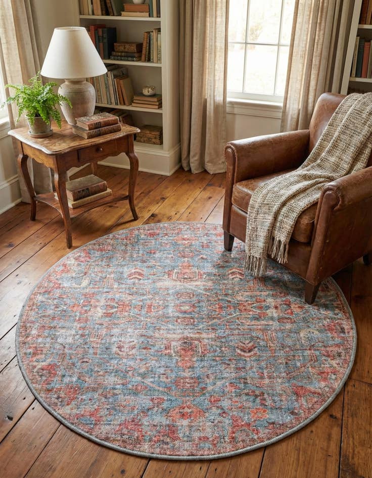 Detail image of 4' x 4'  Washable Nostalgia Round Rug