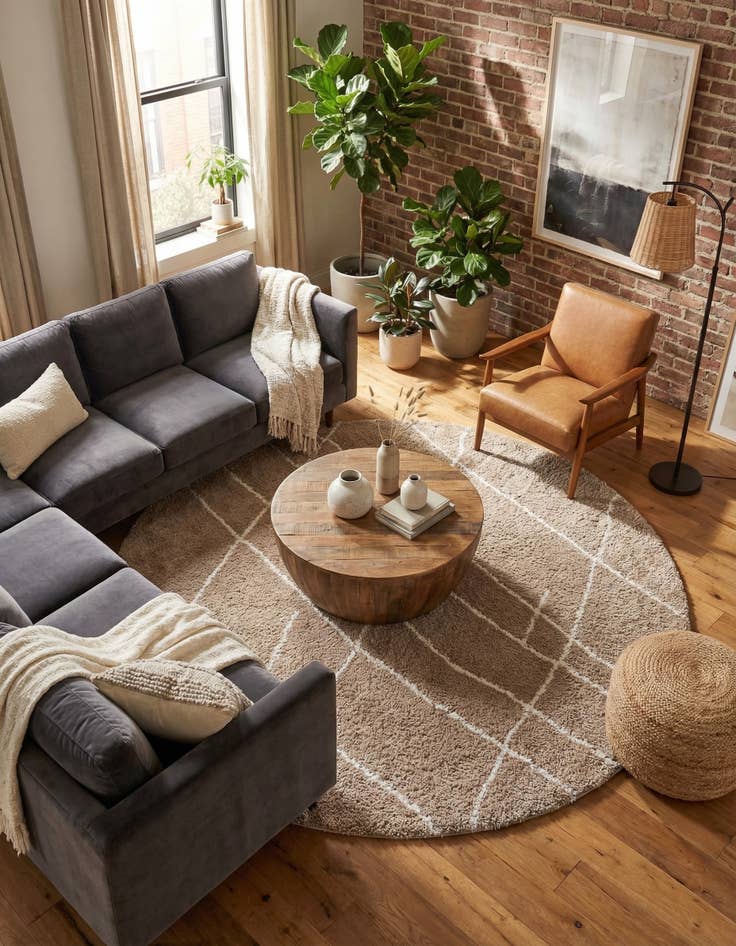 Detail image of 7' 10 x 7' 10 Soft Touch Shag Round Rug