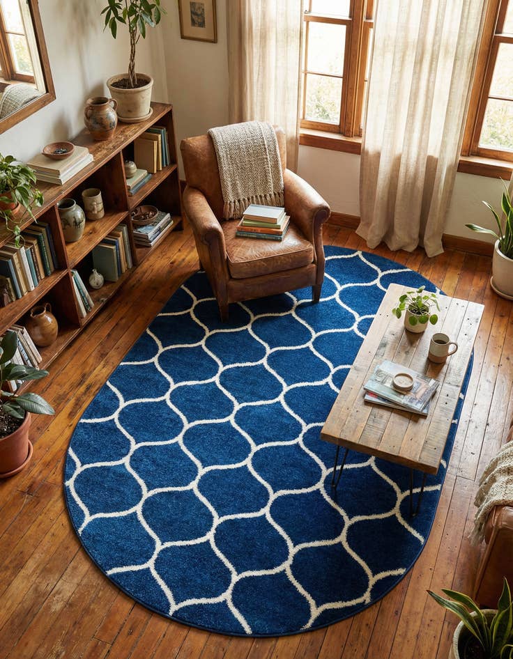 Detail image of 5' 3 x 8' Trellis Frieze Oval Rug