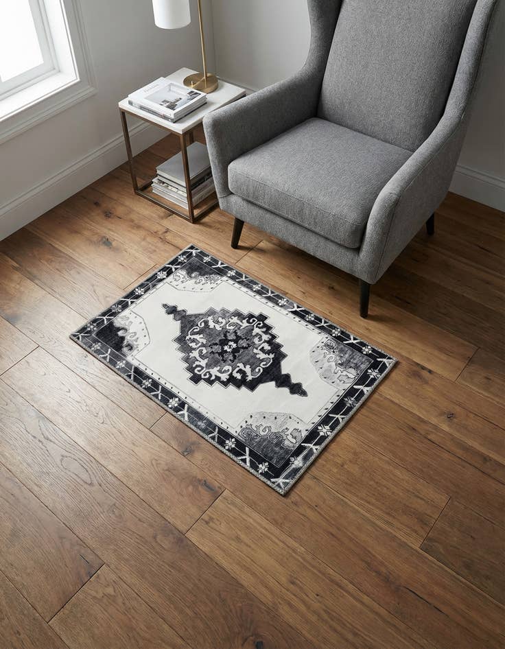 Detail image of 2' x 3' Timeless Rug