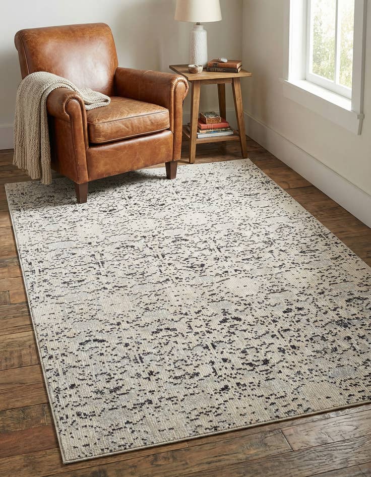 Detail image of 4' x 6' Amulet Rug