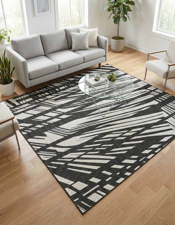 Detail image of 7' 10 x 7' 10  Washable Modern Indoor / Outdoor Square Rug