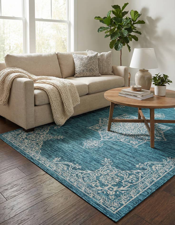 Detail image of 5' 3 x 8' Washable Traditional Indoor / Outdoor Rug
