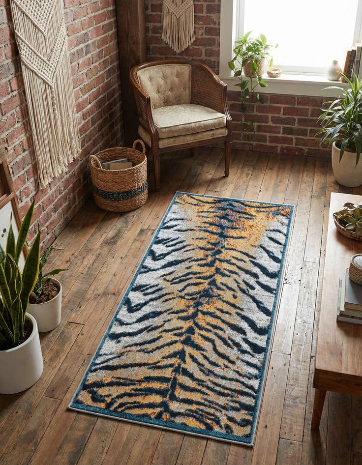 Detail image of 2' x 4' Kamala Washable Runner Rug