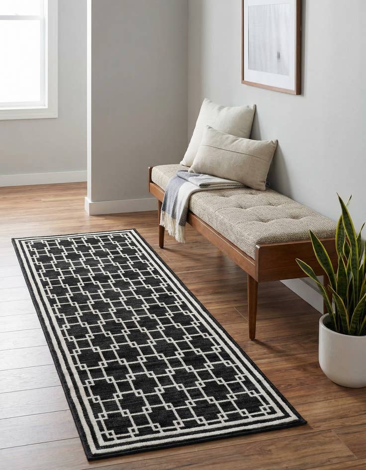 Detail image of Jill Zarin 2' x 5' Metropolitan Uptown Runner Rug